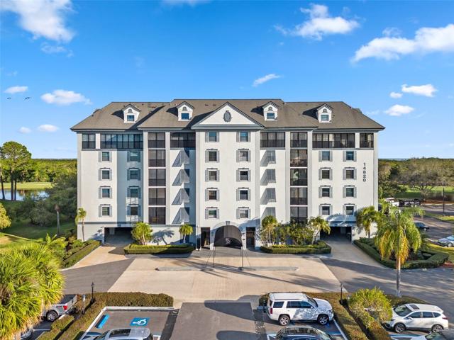 Pristine Golf community