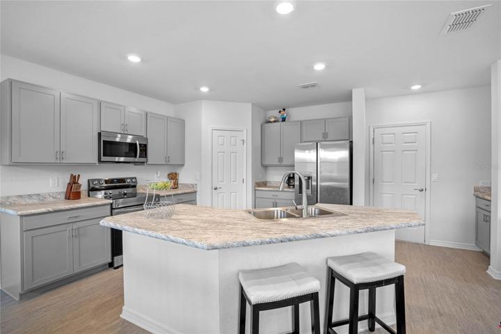 Modern Kitchen