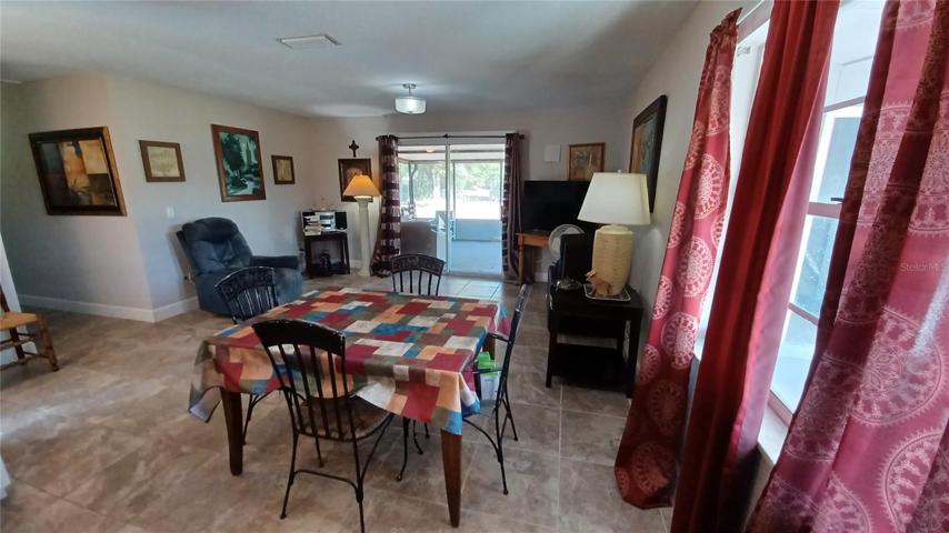 Dining/Living Room Combo