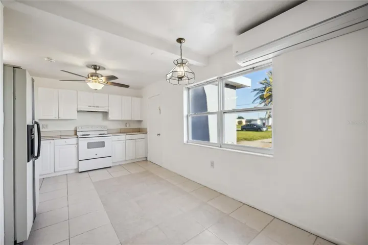 27285 Kitchen