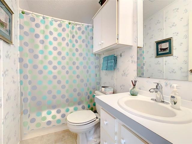Guest bathroom