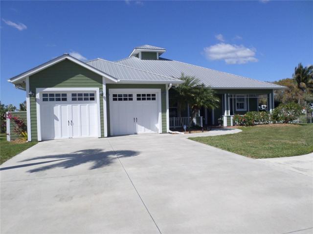 CBS WITH HARDY DOARD 3BD. 2BA