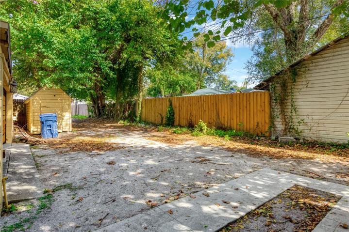 Storage Unit & Alley Access