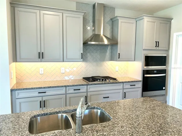 Kitchen features so many upgrades!
