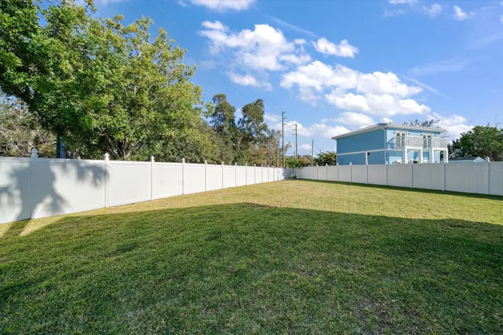 Lots of room for yard fun
