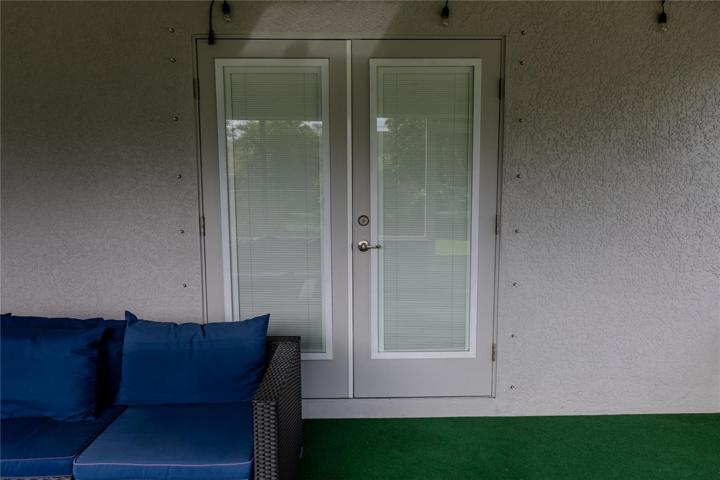 French doors Lanai