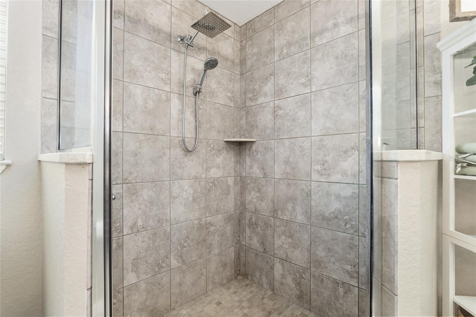PRIMARY ENSUITE BATH