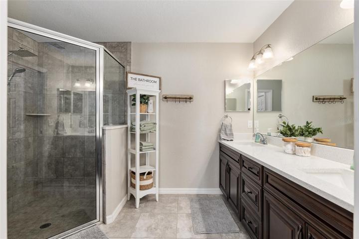 PRIMARY ENSUITE BATH