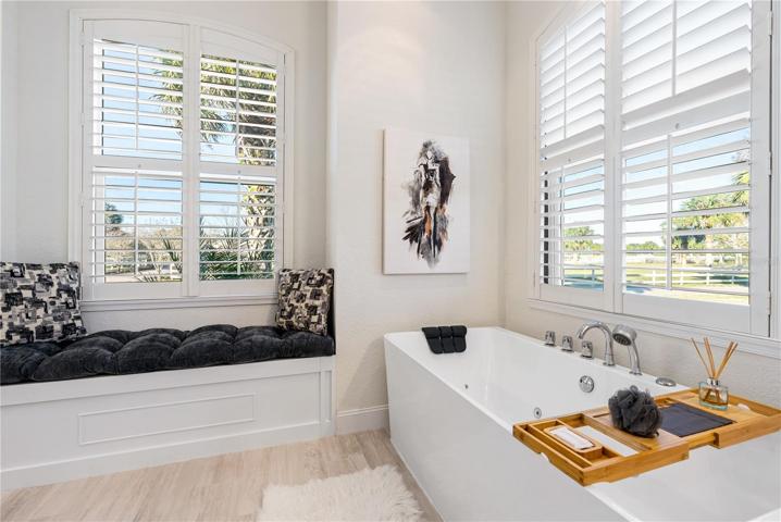 Gorgeous Ensuite Bath