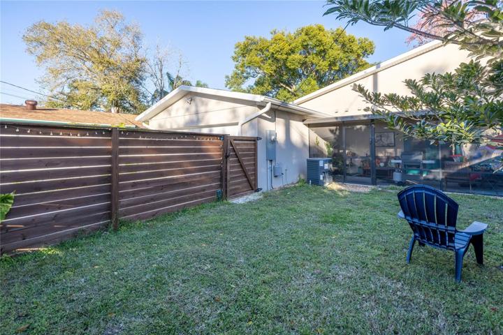 Private Backyard Sanctuary - Fully Fenced Backyard