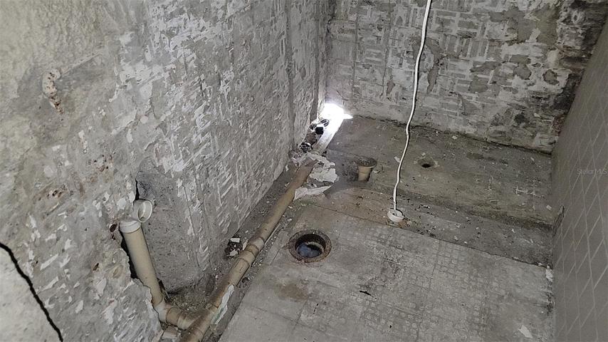 Unit 1 Bath 2