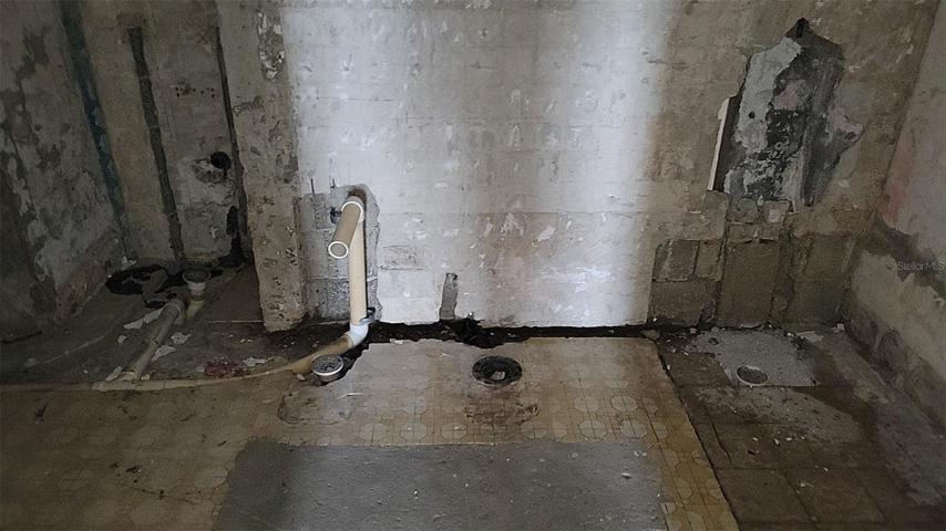 Unit 1 Bath 1