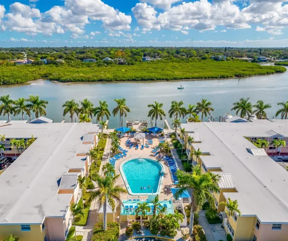 Barefoot Beach Resort is a completely refurbished project in 2006