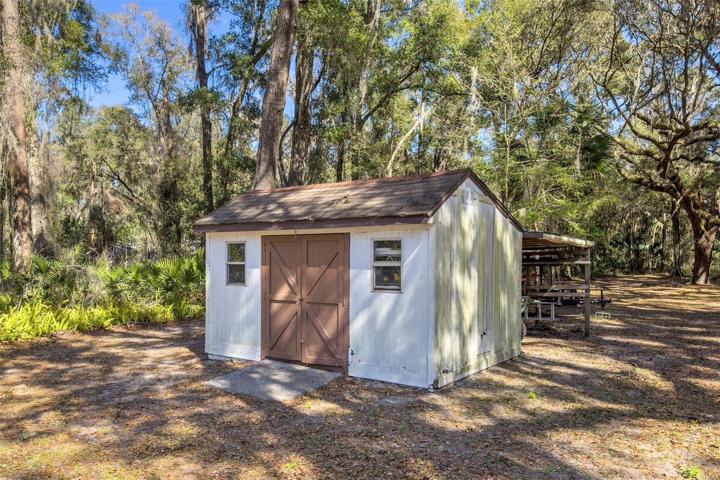 47. Shed with Electric