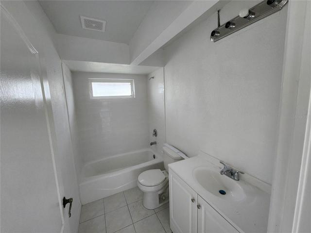 2nd Bathroom
