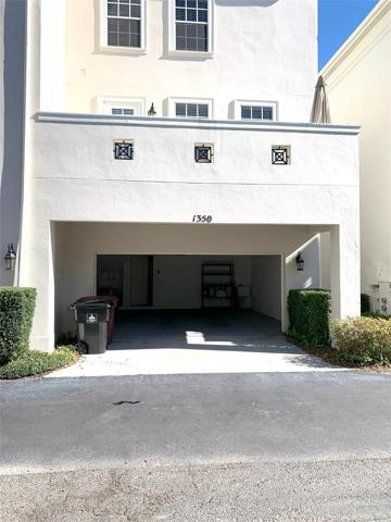 2 CAR GARAGE