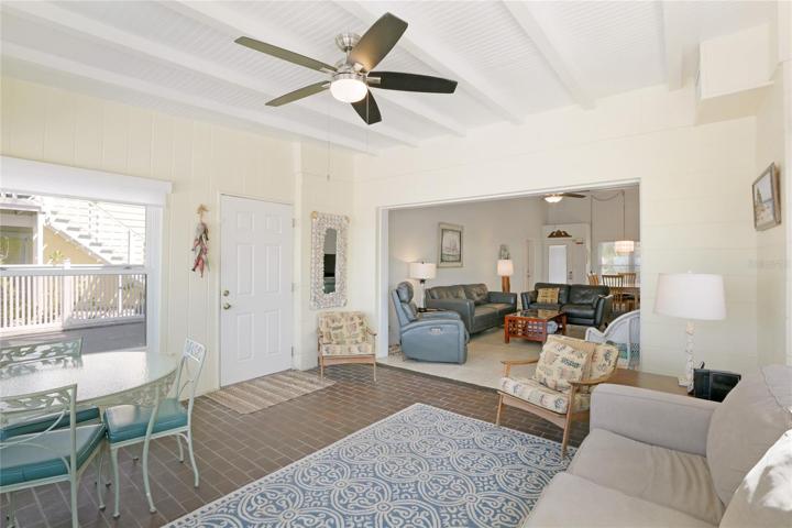 Plenty of Seating Area for Family and Guests