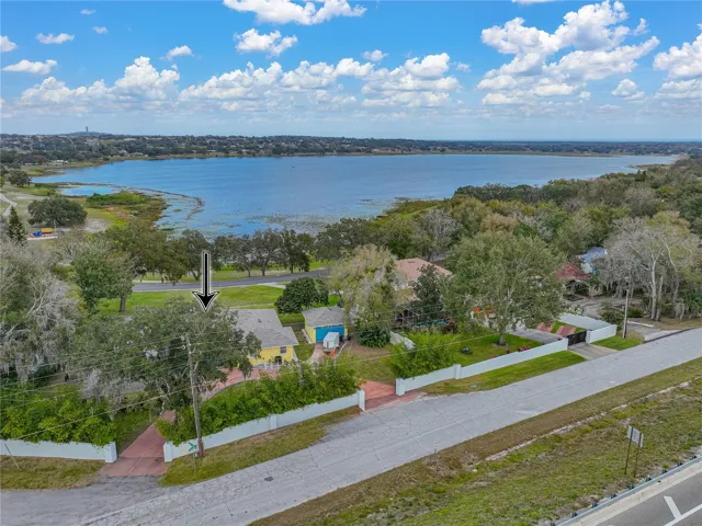 Photo of Lake Wailes and position of property is noted.
