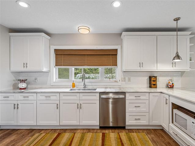Lots of cabinets.