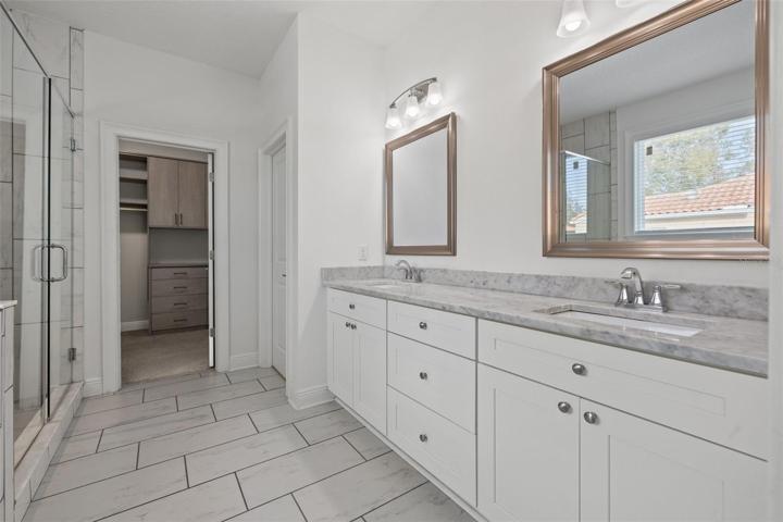 En-Suite Primary Bathroom (2nd Floor)