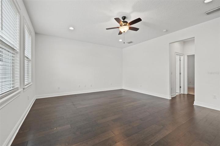 Living Room (1st Floor)