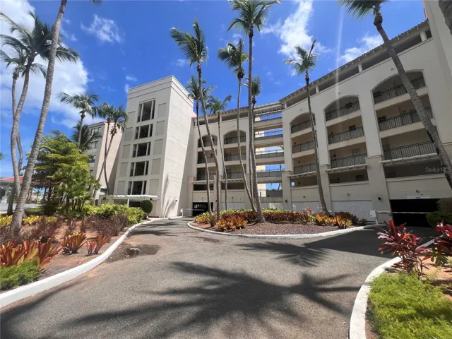 Exterior of the Ocean Villas Condominium