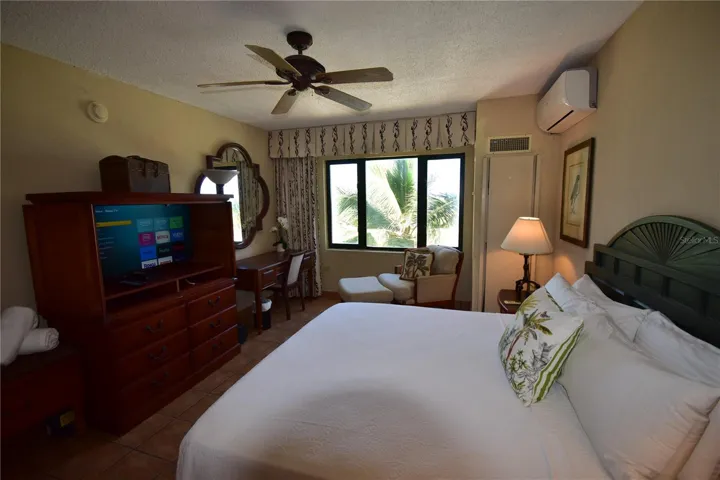 King Bedroom