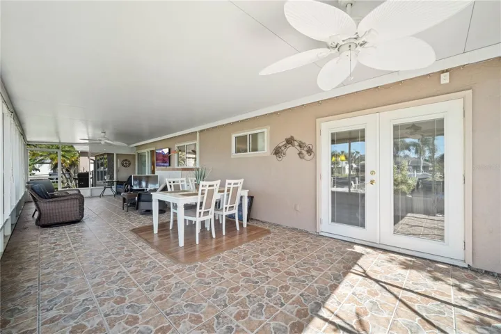 Screened covered patio 40x12