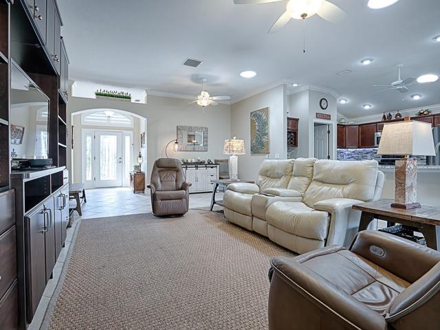 CROWN MOLDING THROUGHOUT THE HOME, CEILING FANS, AND 3 SOLAR TUBES IN THIS AREA - ALL WITH NIGHTLIGHTS!