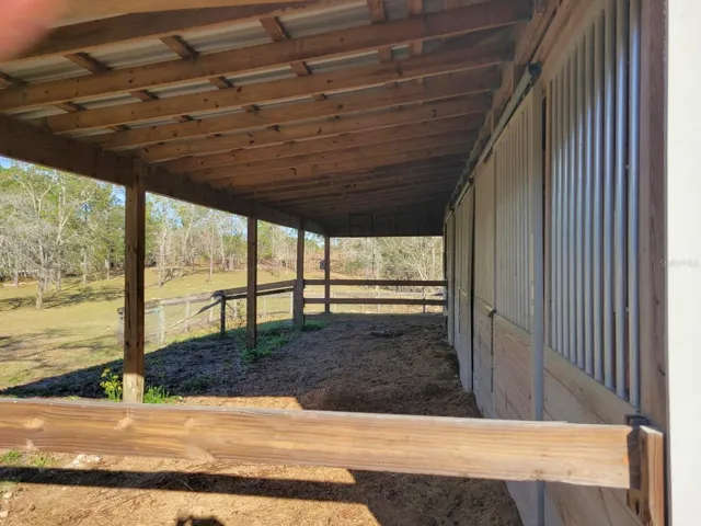 Run-in Rear of Stalls