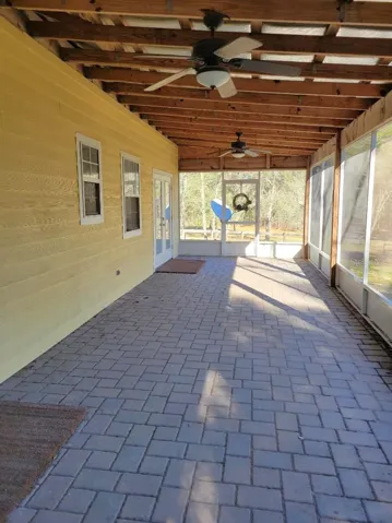 37' Rear, Screened Porch