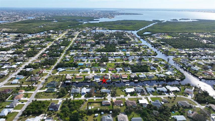 Short boating distance from the home on Wynkoop Circle to Charlotte Harbor