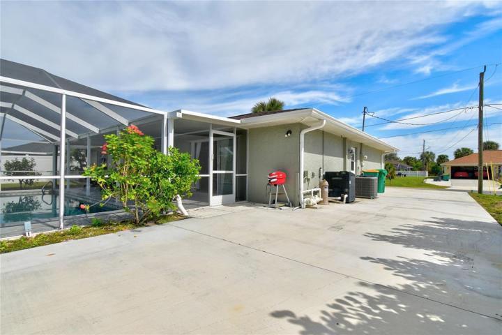 Great extra parking for RV, Jet Skis & additional parking.
