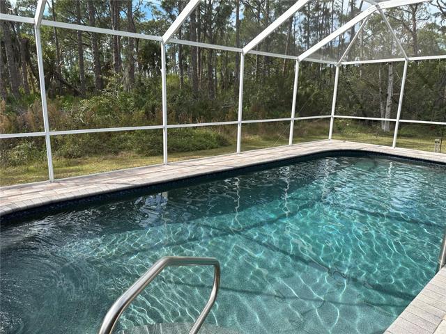 Pool with new pool pump in 2021