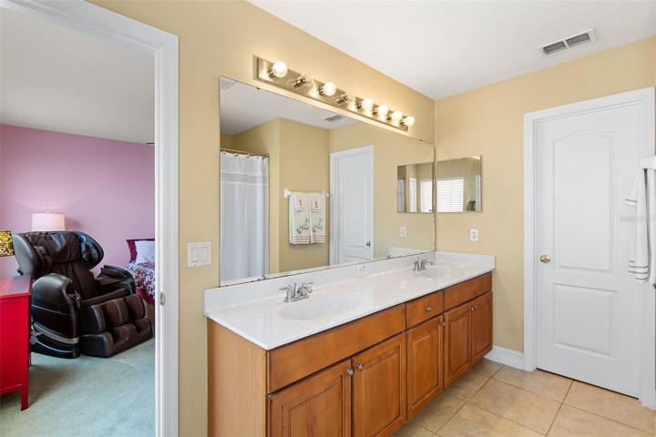 Owner's Bathroom