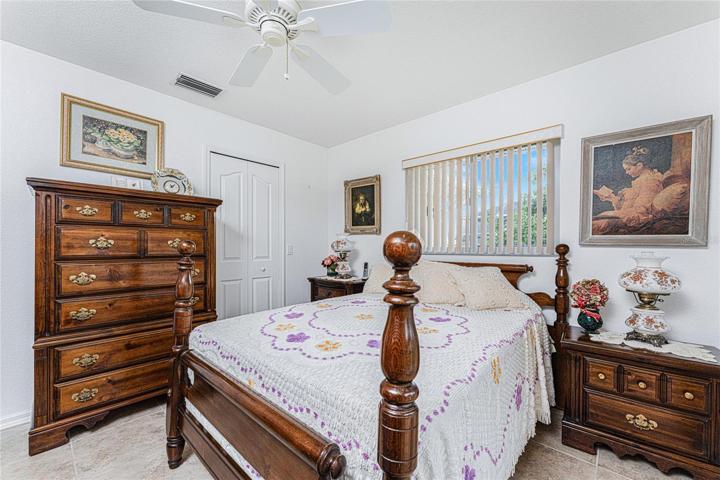Bed 3 with walk in closet