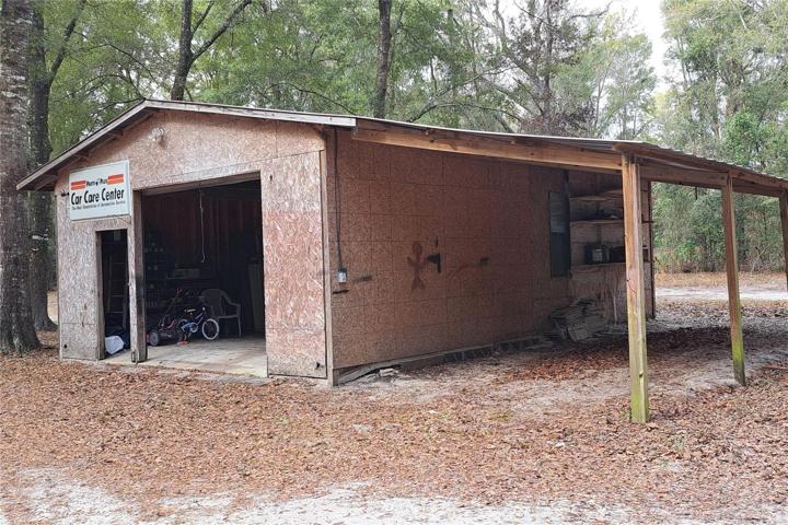 "garage" with attached carport