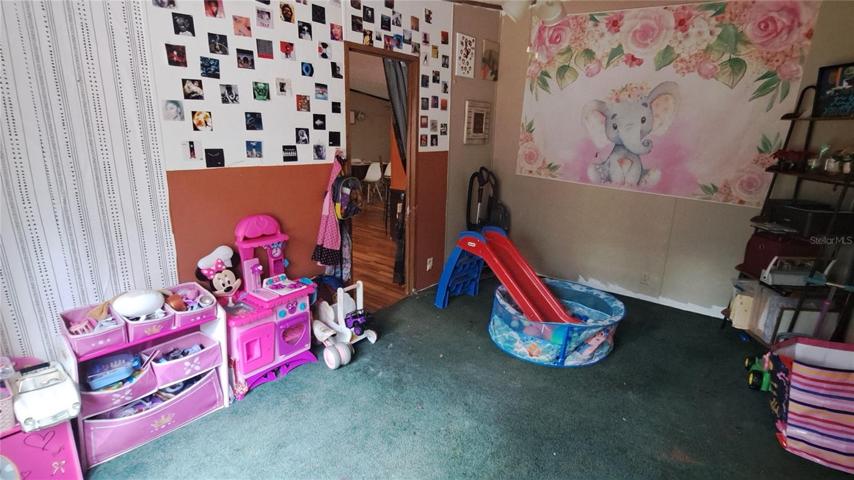 bonus room between living room & primary br