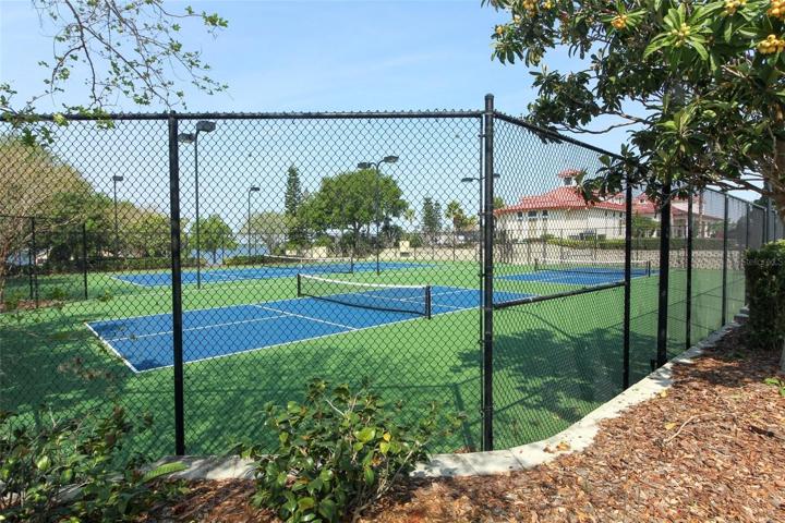 Pickle Ball & Tennis courts