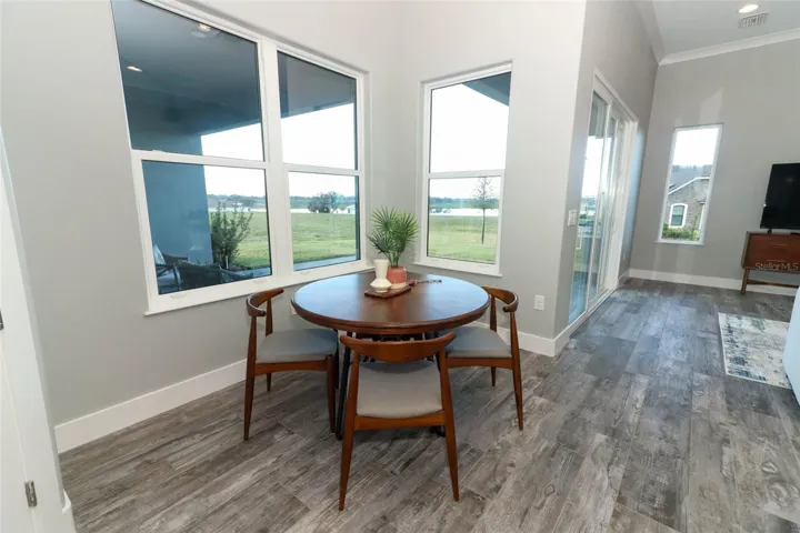 Breakfast Area with Gorgeous views