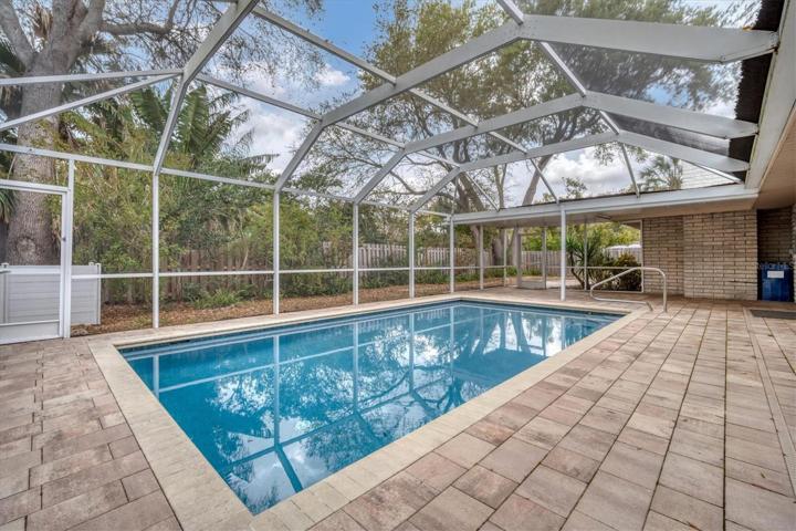 Screened Pool
