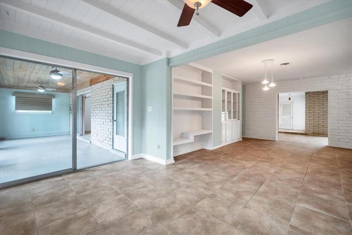 Family Room / Dining Room Combo