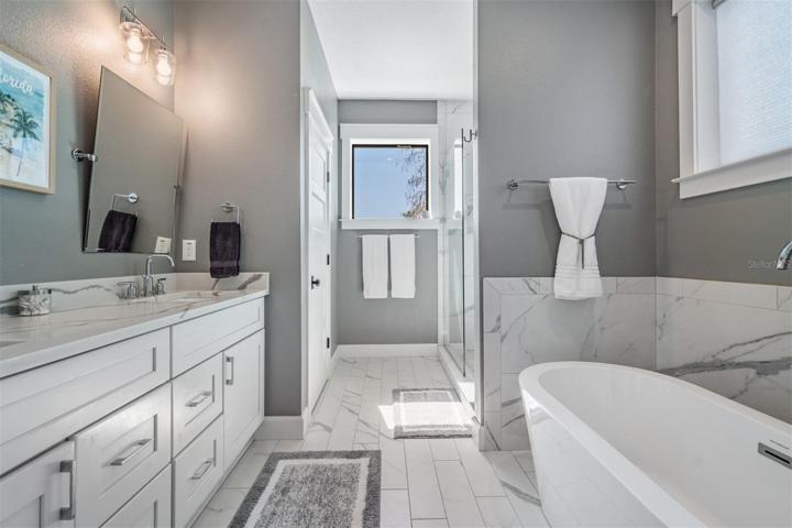 En-Suite Bath