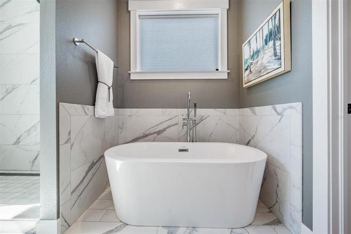En-Suite Bath