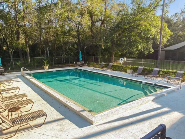 Woods Landing Community Pool