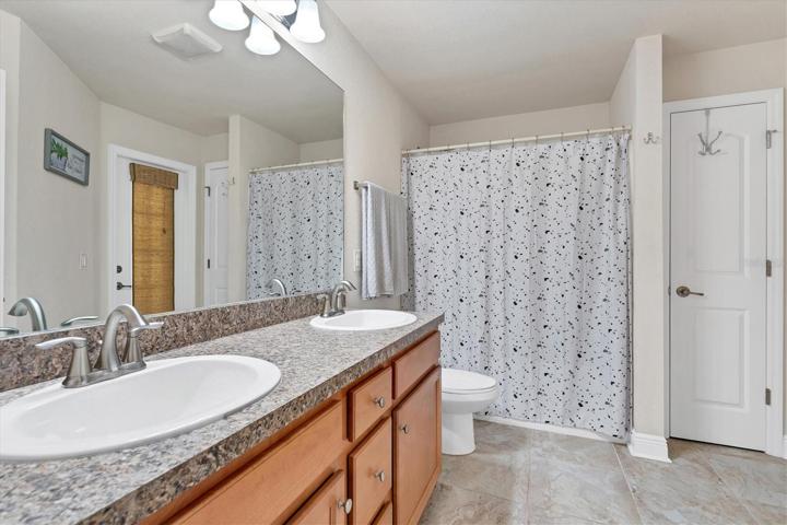 Guest bath 3
