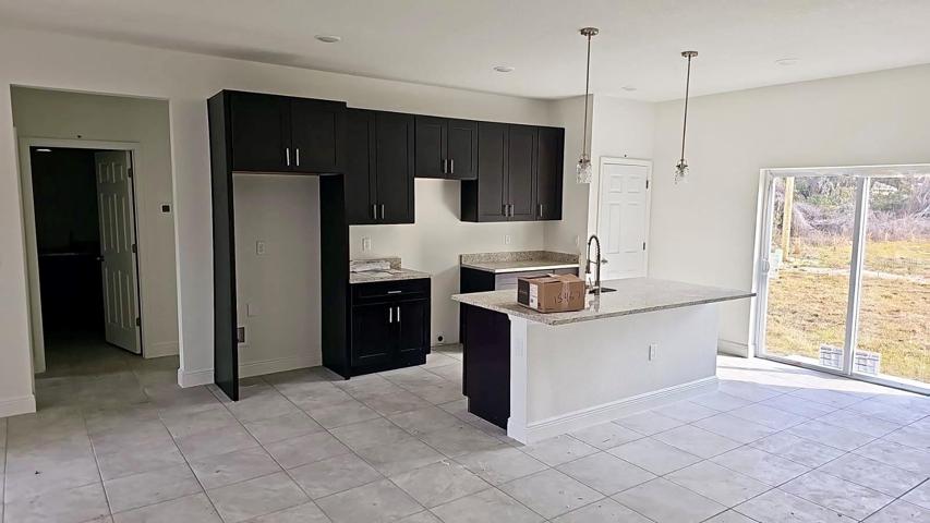Color of Cabinets for that property - Dark Expresso