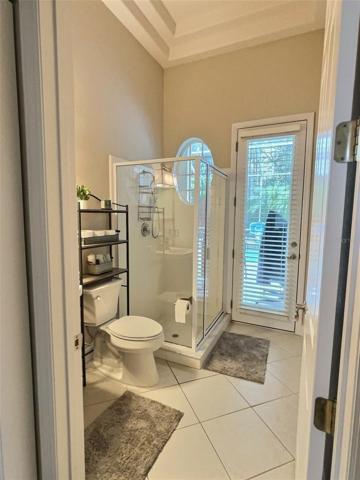 pool bathroom