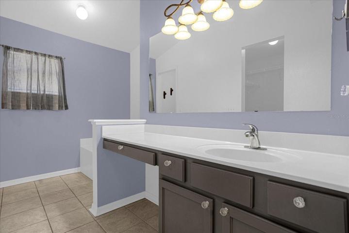 Master Bathroom, Walk in closet, Shower and Tub