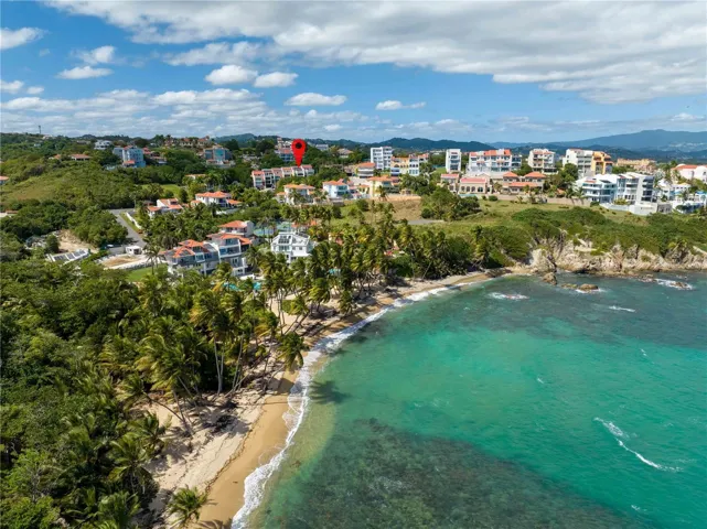 Walking distance to the beach